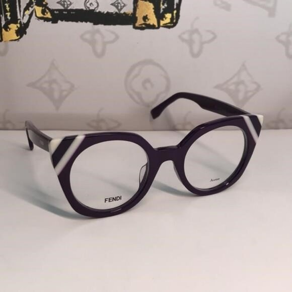 New Authentic Fendi FF0246 B3V Cat-Eye Eyeglass Frames – Purple & White","descri - Picture 4 of 11
